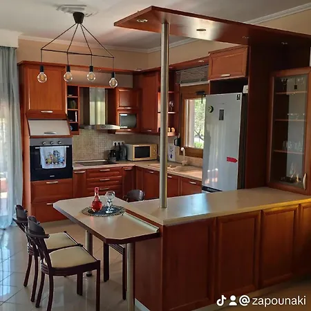 بيت للعطل George's House *