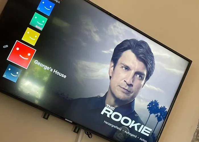 George's House Nea Plagia