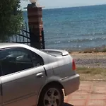 George's House Nea Plagia